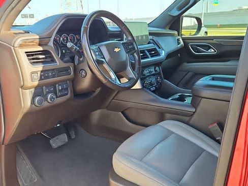 Used 2021 Chevrolet Tahoe LT w/ LT Signature Package RWD image 10