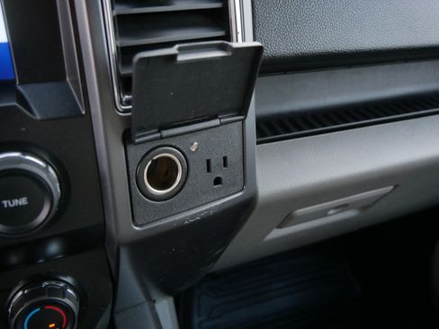 Used 2019 Ford F150 XLT w/ Equipment Group 302A Luxury image 35