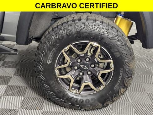 Certified 2025 Chevrolet Colorado ZR2 w/ Technology Package AWD/4WD image 8