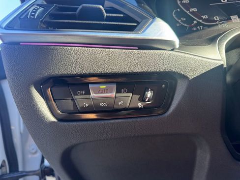 Used 2023 BMW M440i Coupe w/ Premium Package image 14