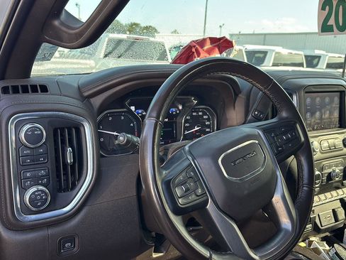 Used 2023 GMC Sierra 2500 Denali image 10