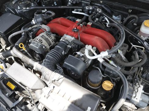 Used 2017 Toyota 86 RWD image 42