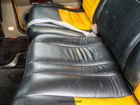 Used 2003 HUMMER H2 w/ Preferred Equipment Group image 89