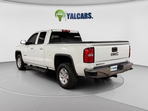 Used 2018 GMC Sierra 1500 SLE w/ SLE Value Package AWD/4WD image 3