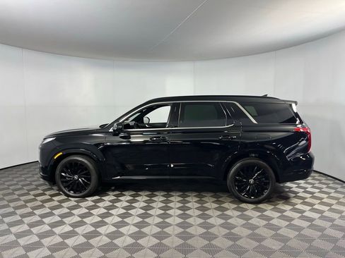 Used 2024 Hyundai Palisade Calligraphy image 11