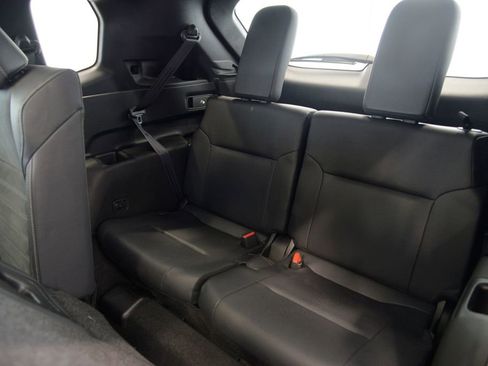 Used 2023 Mitsubishi Outlander SE image 29