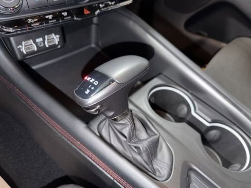 Used 2025 Dodge Durango GT image 20