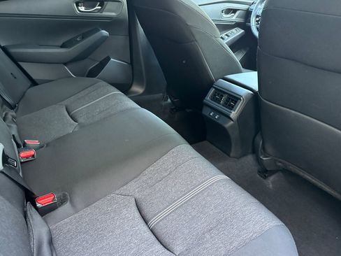 Used 2025 Honda Accord Sport image 29