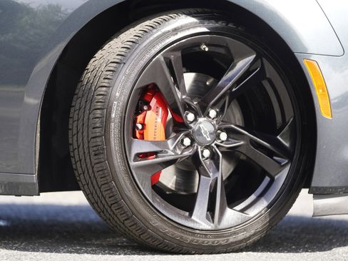 Used 2021 Chevrolet Camaro LT image 32