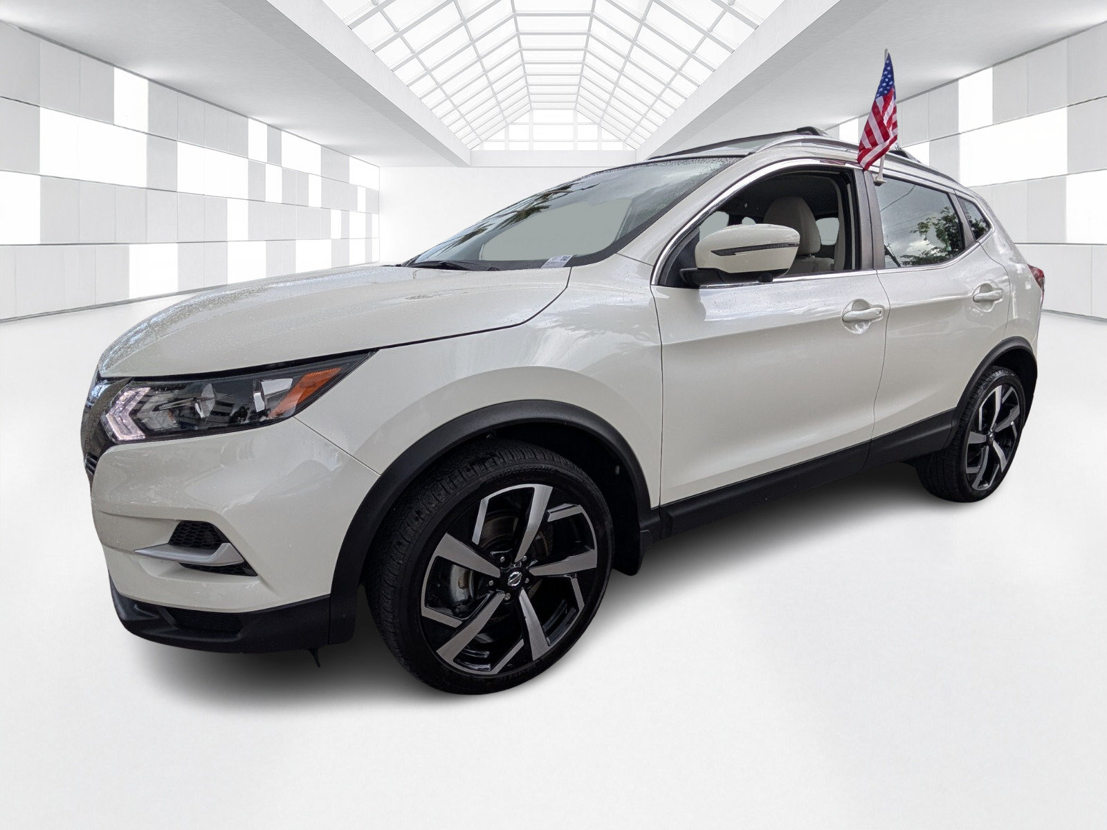 Certified 2022 Nissan Rogue Sport SL FWD image 3
