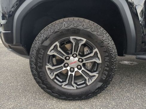 Used 2023 GMC Canyon AT4 w/ AT4 Premium Package AWD/4WD image 36