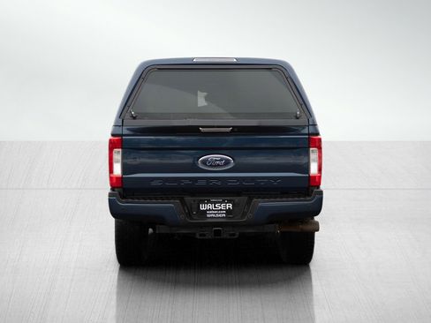 Used 2019 Ford F350 Lariat image 4