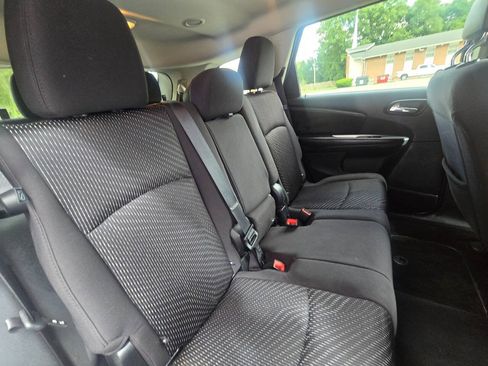 Used 2014 Dodge Journey SXT FWD image 30