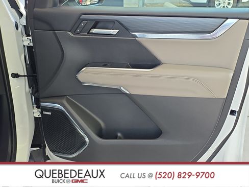 Used 2026 GMC Acadia Elevation w/ Black Edition FWD image 28
