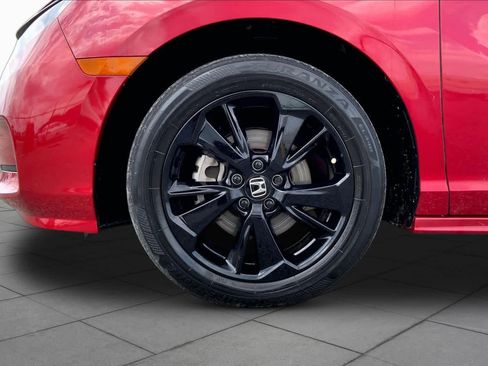 Used 2024 Honda Odyssey Sport image 11