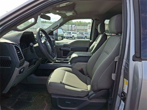 Used 2021 Ford F250 XLT w/ XLT Premium Package image 15