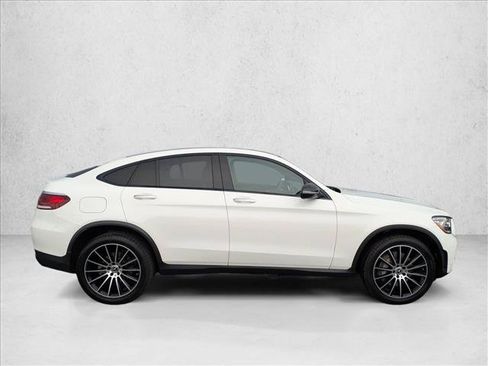 Used 2020 Mercedes-Benz GLC 300 4MATIC Coupe image 4
