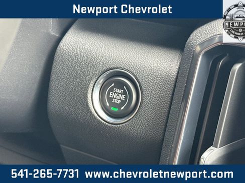 New 2025 GMC Acadia AT4 w/ Super Cruise Package image 25