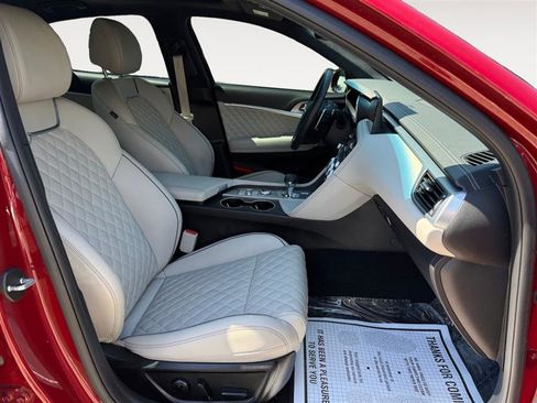 Used 2023 Genesis G70 3.3T w/ Sport Prestige Package RWD image 18