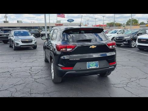 Used 2024 Chevrolet TrailBlazer LS w/ LS Convenience Package FWD image 7