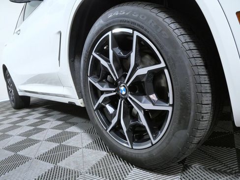 Used 2023 BMW X4 xDrive30i w/ M Sport Package AWD/4WD image 26