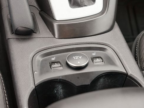 Used 2014 Ford Focus SE w/ SE Winter Package image 25