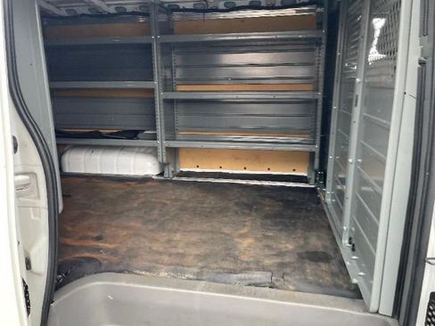 Used 2019 Nissan NV 2500 SV image 14