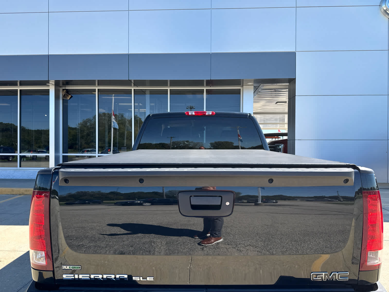 Used 2011 GMC Sierra 1500 SLE w/ Power Tech Package AWD/4WD image 6