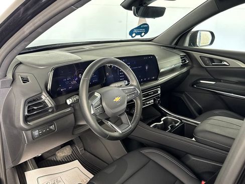 Certified 2026 Chevrolet Traverse LT w/ Driver Confidence Package AWD/4WD image 10