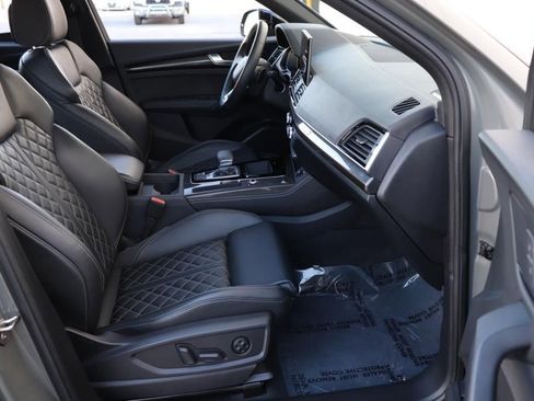 Used 2023 Audi SQ5 Premium Plus w/ Premium Plus Package image 35