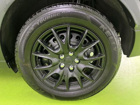 Used 2023 Nissan Kicks S image 14