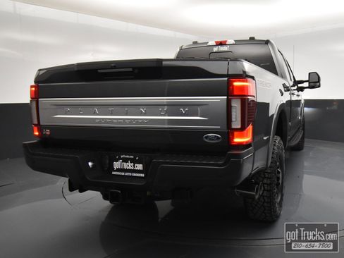 Used 2020 Ford F350 Platinum w/ Tremor Off-Road Package image 5
