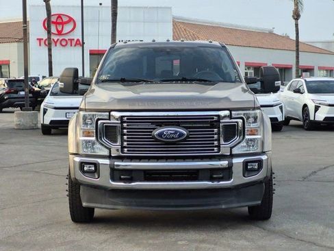 Used 2021 Ford F450 XLT w/ XLT Value Package AWD/4WD image 2