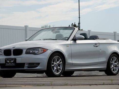 Used 2009 BMW 128i Convertible RWD image 45
