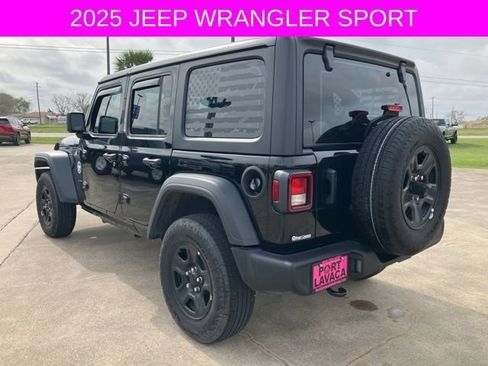 Used 2025 Jeep Wrangler Sport image 5