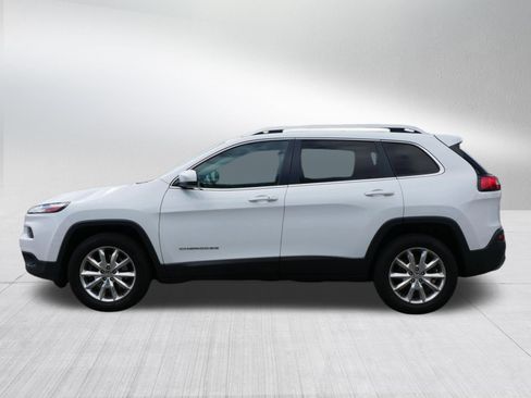 Used 2016 Jeep Cherokee Limited AWD/4WD image 4
