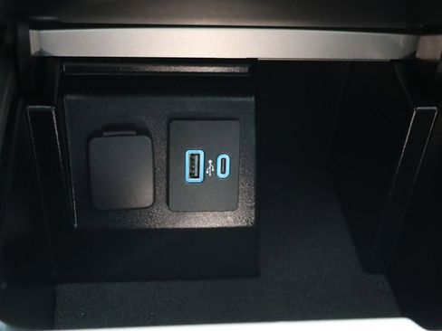 Used 2022 Ford Explorer ST w/ Equipment Group 401A image 28