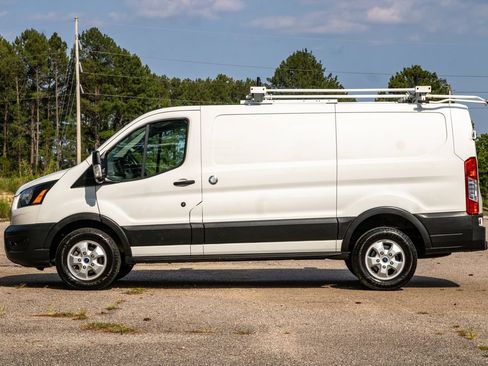 Used 2020 Ford Transit 250 Low Roof RWD image 9