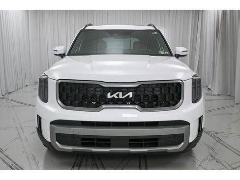 Used 2023 Kia Telluride EX X-Line image 3
