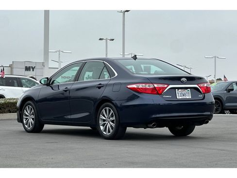 Used 2015 Toyota Camry XLE w/ Advanced Technology Package FWD image 6