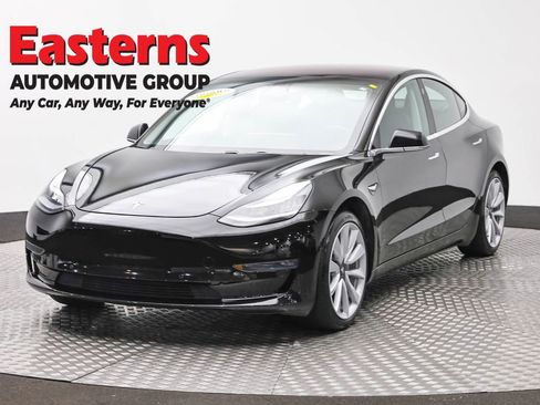 Used 2018 Tesla Model 3 Long Range RWD image 1