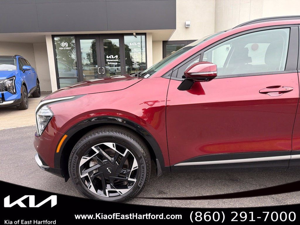 Certified 2024 Kia Sportage SX AWD/4WD image 4