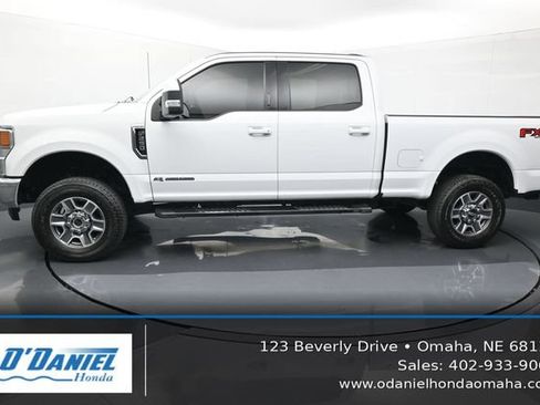 Used 2022 Ford F250 Lariat w/ Lariat Value Package AWD/4WD image 2