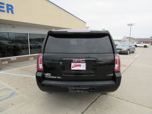Used 2016 GMC Yukon XL SLE w/ Convenience Package image 6