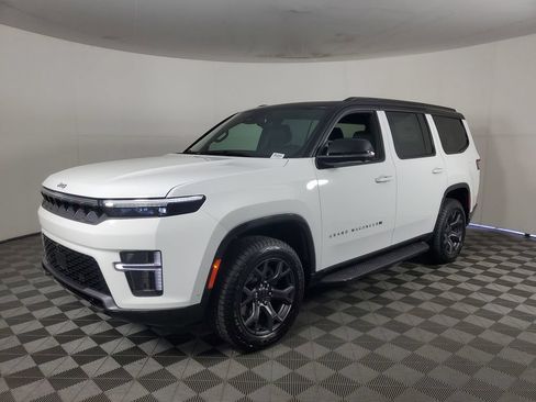 New 2026 Jeep Grand Wagoneer 4WD image 8