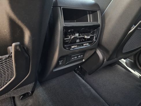 New 2026 Jeep Grand Cherokee Altitude RWD image 10