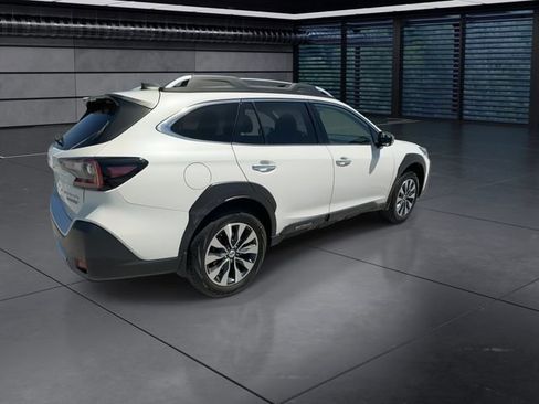 Used 2023 Subaru Outback Touring XT AWD/4WD image 8