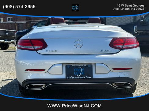 Used 2017 Mercedes-Benz C 300 4MATIC Cabriolet image 11