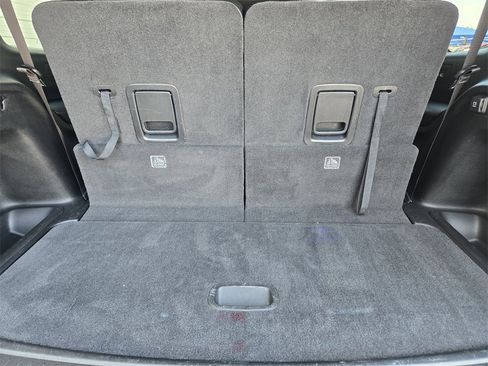 Used 2022 Jeep Grand Cherokee L Laredo image 30