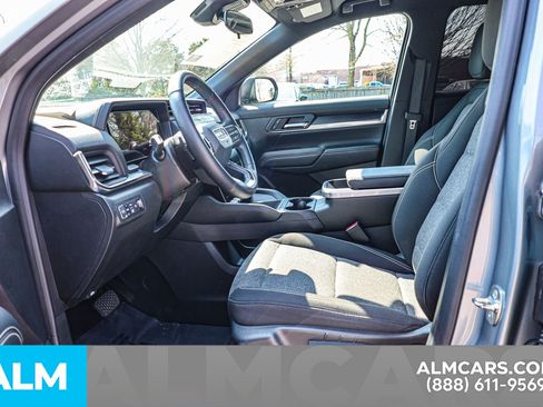 Used 2025 GMC Terrain Elevation image 17